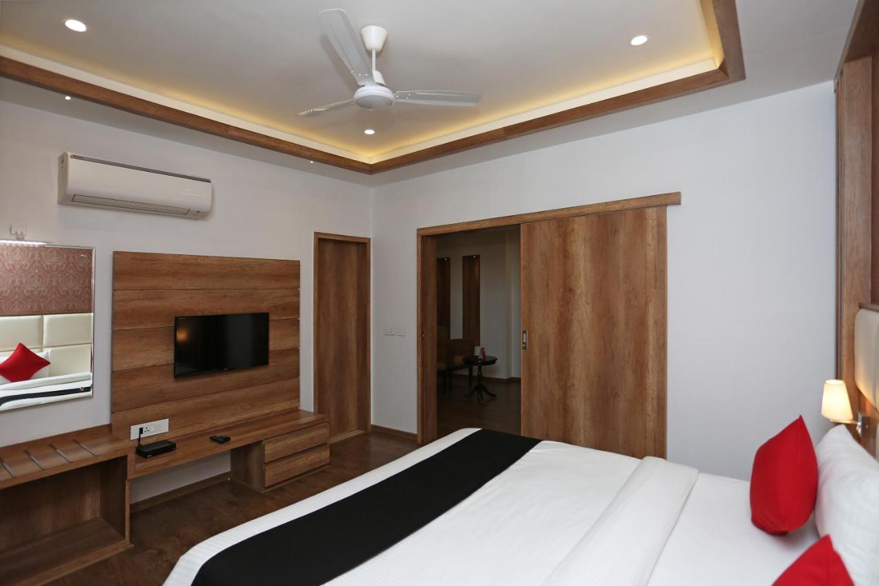 Hotel Yelchiko Varanasi Dış mekan fotoğraf